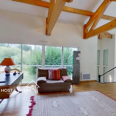 ヴィラ Host La Maison Blanche *